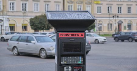 Obowiązują już nowe stawki za parkowanie w centrum Lublina. 3-godzinne parkowanie kosztuje teraz ponad 16 zł