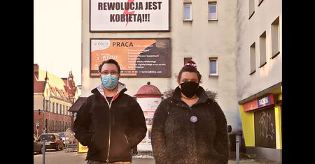 Aborcja w Polsce. Oleśnica ma dość. Rekordowa liczba podpisów pod projektem ustawy ws. aborcji
