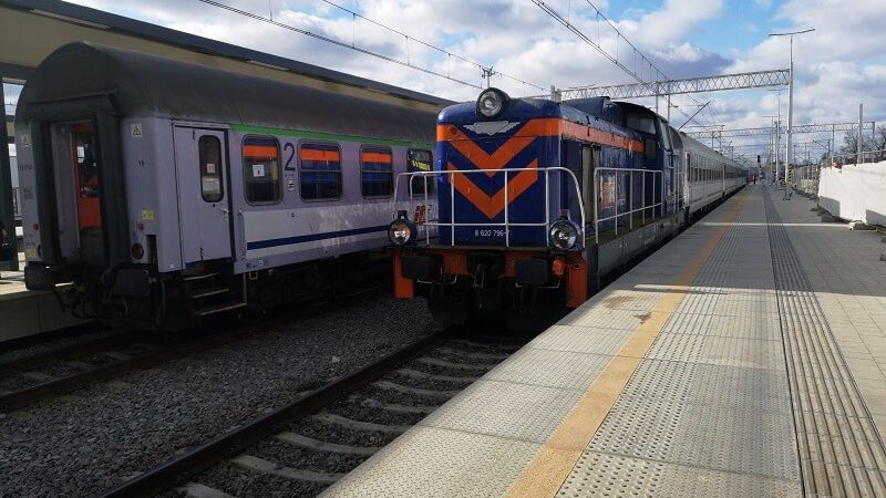 dworzec główny lublin pociąg pkp intercity