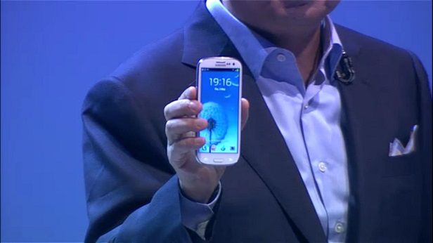 Samsung Galaxy S III (fot. digitaltrends.com)