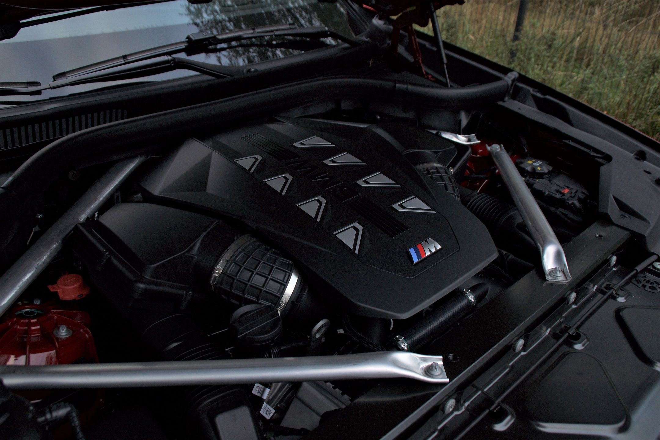 BMW X5 M60i