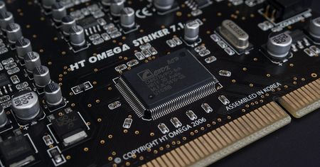 Cios w Nvidię! USA blokują eksport chipów do Chin, a firma spodziewa się miliardowych strat
