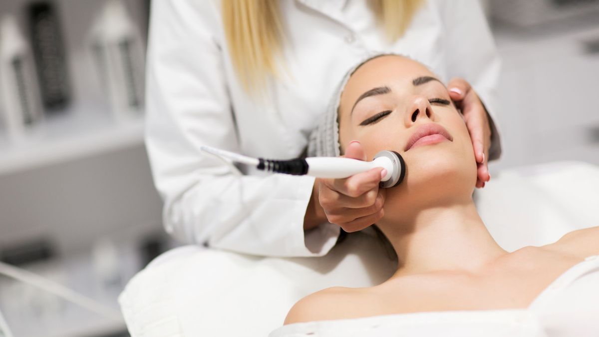 Kosmetyczne żelazko przeciwzmarszczkowe