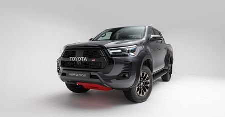 Toyota Hilux GR Sport już w sprzedaży. Na tego pick-upa wielu czekało od 2 lat