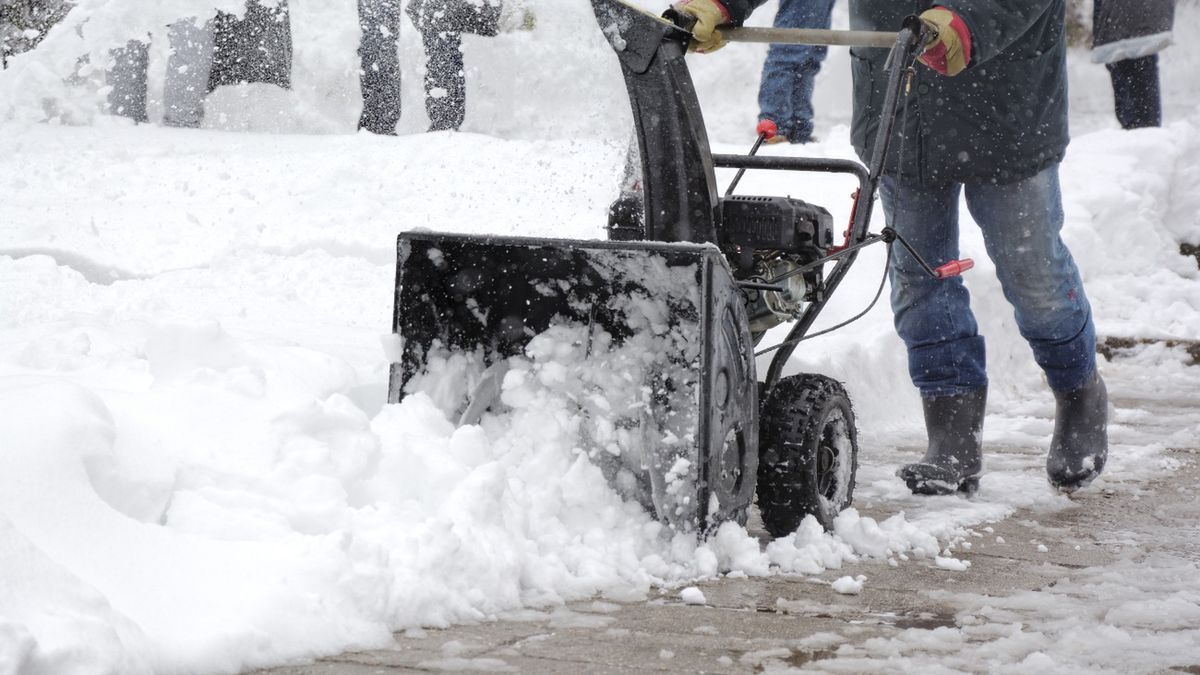 Stawki za odśnieżanie ręczne i mechaniczne