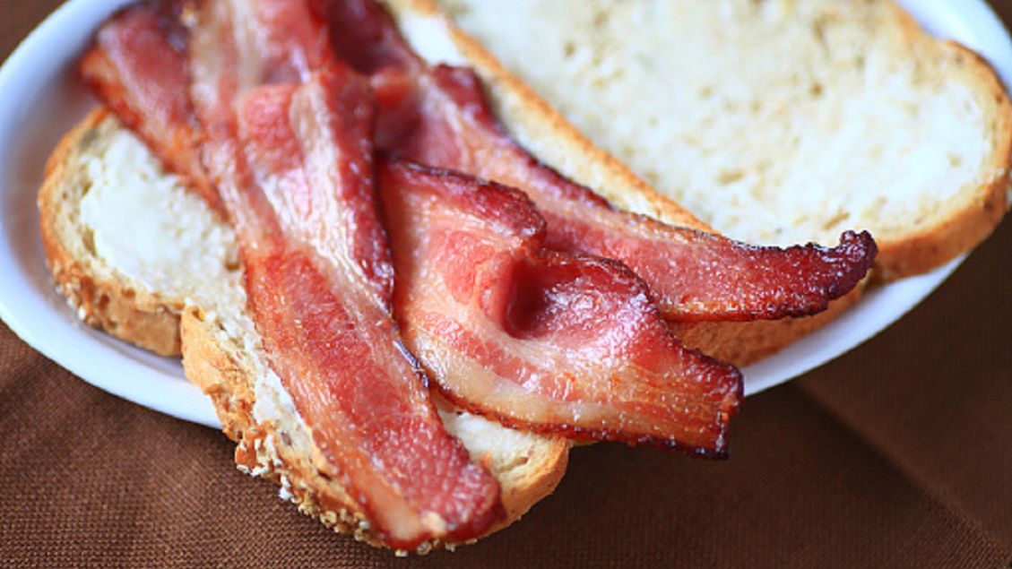Jedzenie bekonu zwiększa ryzyko występienia demencji
