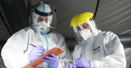 Koronawirus w Warszawie. Mazowieckie znowu z ogromnym wzrostem zakażeń