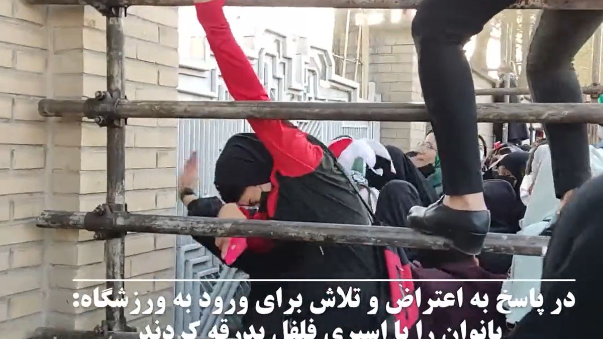 Kobiety potraktowane gazem 