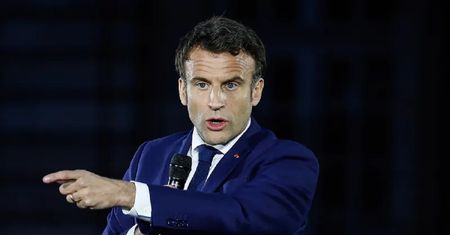Macron nie zgadza się z Bidenem ws. "ludobójstwa" w Ukrainie. "Słowna eskalacja nie służy pokojowi"