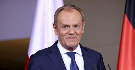 Seniorzy poczekają na drugą waloryzację. W tym czasie emerytura Tuska wzrośnie 3 razy