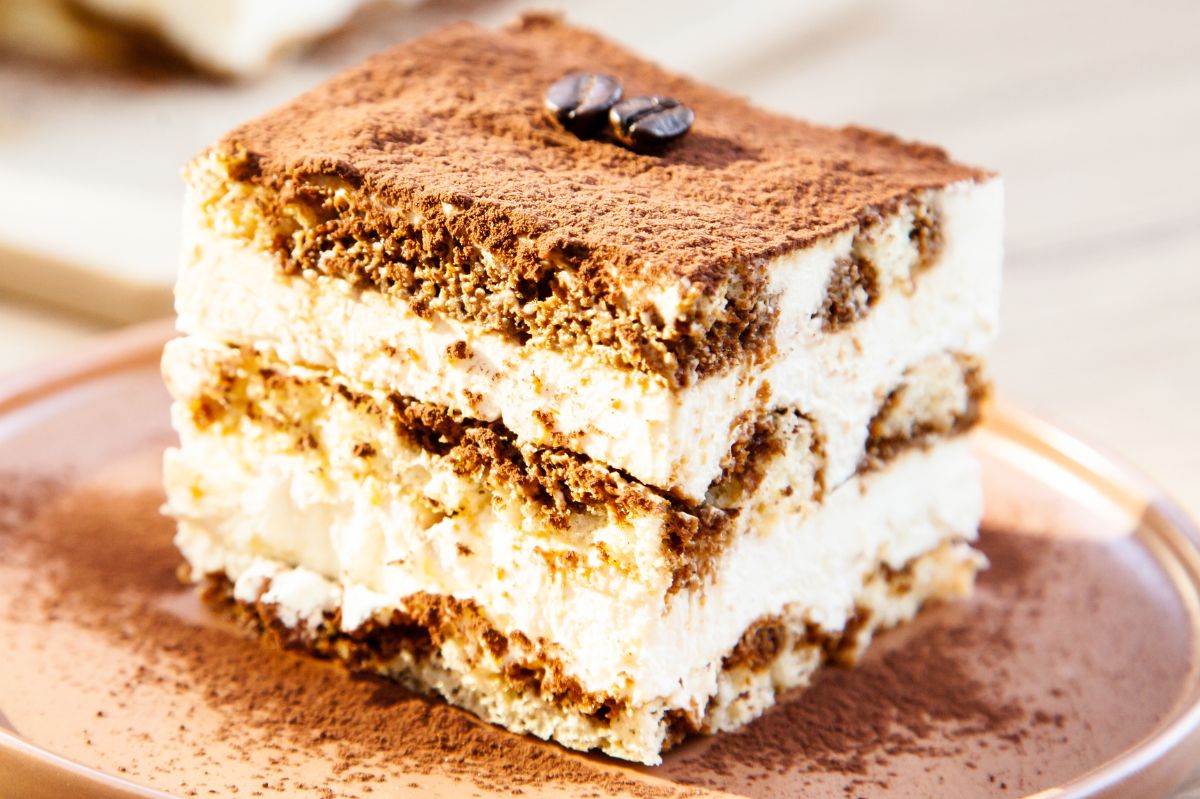 No-bake wafer rolls cake: The easy showstopper dessert