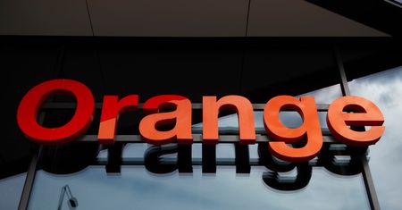 Infolinia Orange pod okiem UOKiK. Wszczęto postępowanie