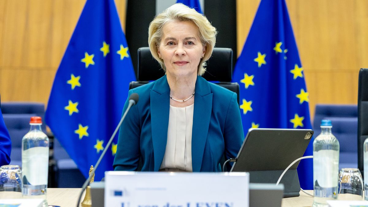 BRUSSELS, BELGIUM - MAY 06: European Commission President Ursula von der Leyen attends the weekly College of Commissioners meeting at the EU headquarters on May 06, 2026 in Brussels, Belgium. EU Commissioners are attending the weekly College meeting in Brussels, focusing on new measures to combat poverty and improve living conditions for persons with disabilities across member states. (Photo by Omar Havana/Getty Images)
