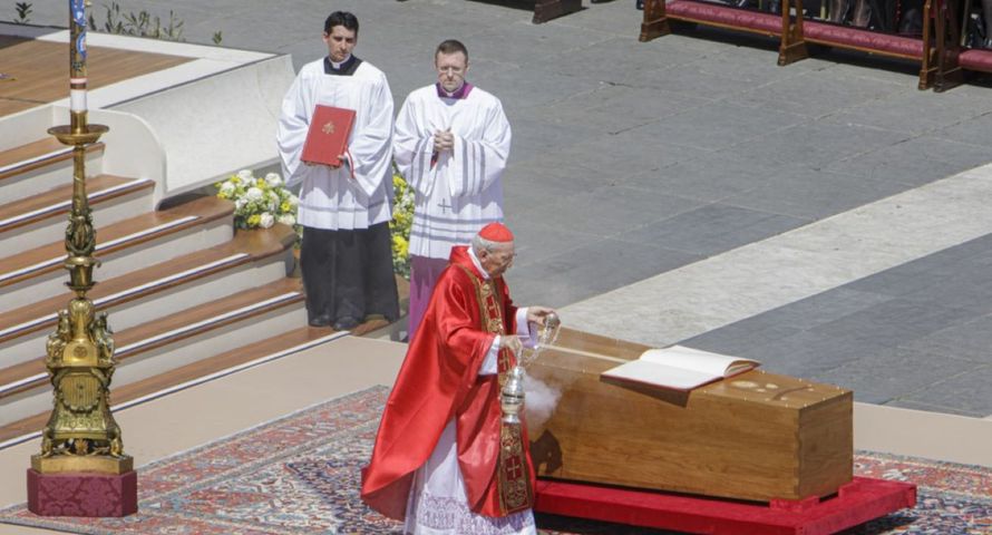 Niemal 4 mln widzów oglądało pogrzeb papieża Franciszka