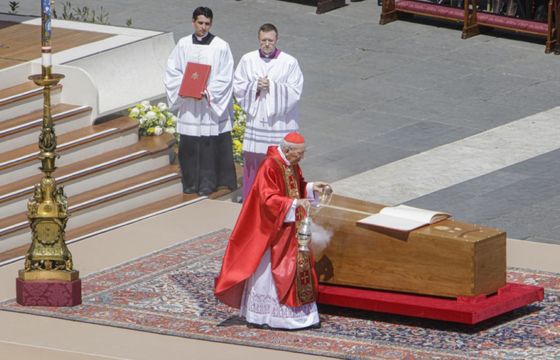 Niemal 4 mln widzów oglądało pogrzeb papieża Franciszka