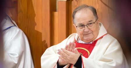 Rydzyk będzie kształcił lekarzy. Kandydaci muszą pokazać kwitek od proboszcza