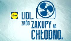 Wakacyjna ciąża reklamuje „zakupy na chłodno” w Lidlu (wideo)