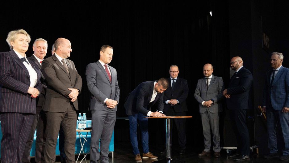 Samorządowcy z Aglomeracji Rzeszowskiej apelują do Donalda Tuska o przyznanie dodatkowych pieniędzy na inwestycje poprawiające bezpieczeństwo mieszkańców