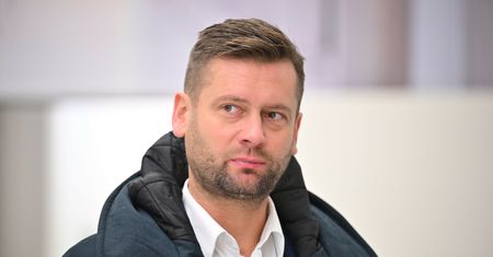 Kłopoty Bortniczuka. NIK zawiadamia prokuraturę ws. byłego ministra