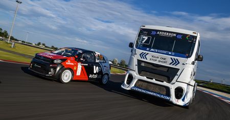 Dawid kontra Goliat. Wyścig Kii Picanto i ciężarowego MAN-a