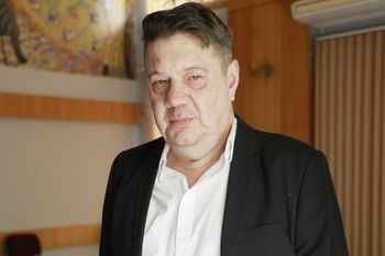 "Ojciec zapił się na śmierć". Dziś szczerze mówi o dzieciństwie i walce z nałogiem