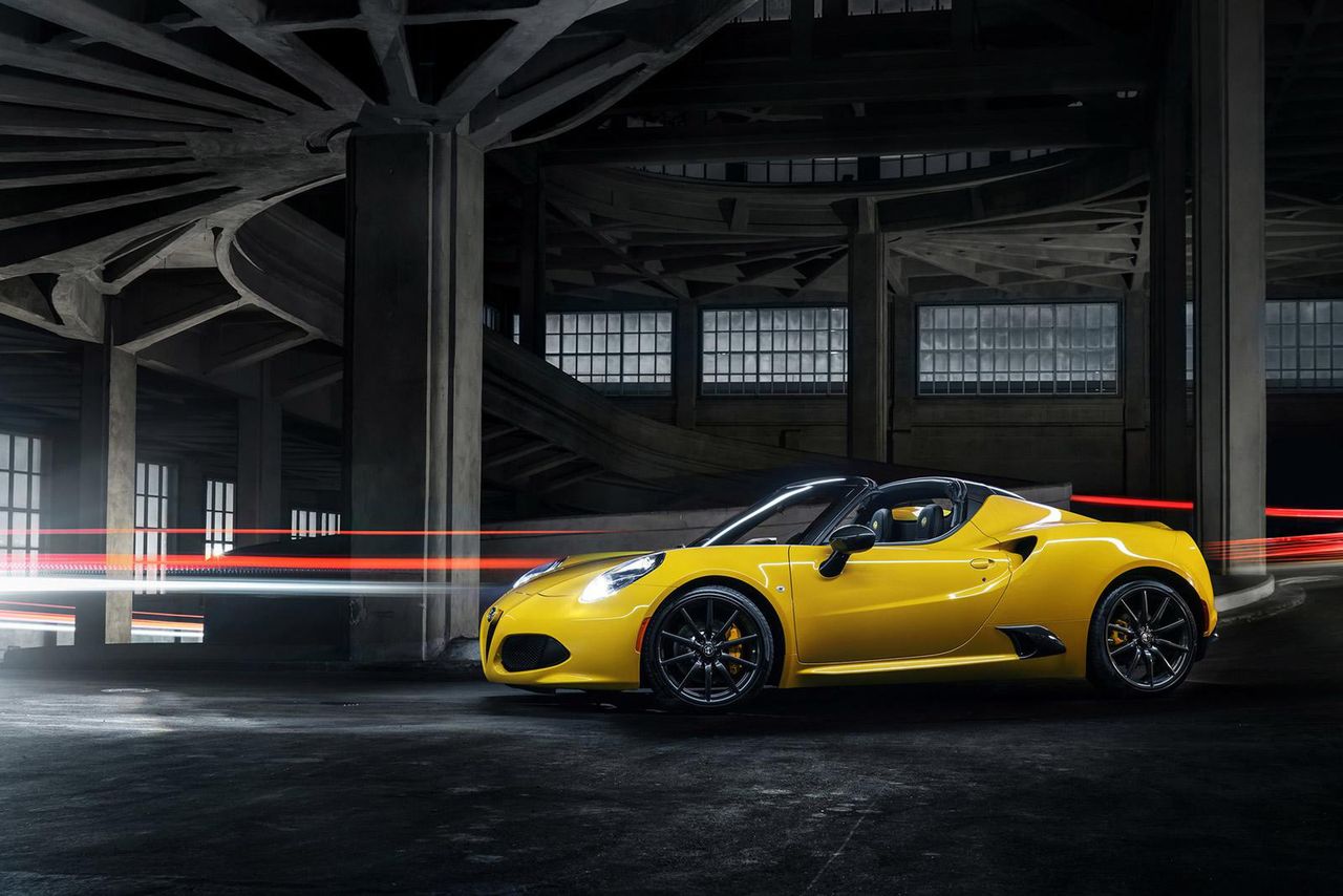 Alfa Romeo 4C Spider – oficjalny debiut w Detroit