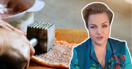 Polacy nagminnie popełniają błąd. Kotlety schabowe zamieniają się w truciznę