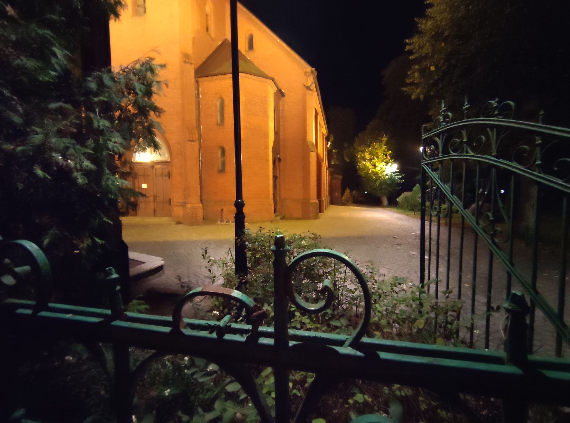 Dużo zalet i jedna wada. Test Xiaomi Mi 10T Pro 43