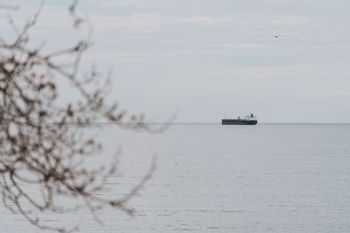 Eksplozje na Morzu Czarnym. Dwa tankowce z "floty cieni" Rosji w ogniu