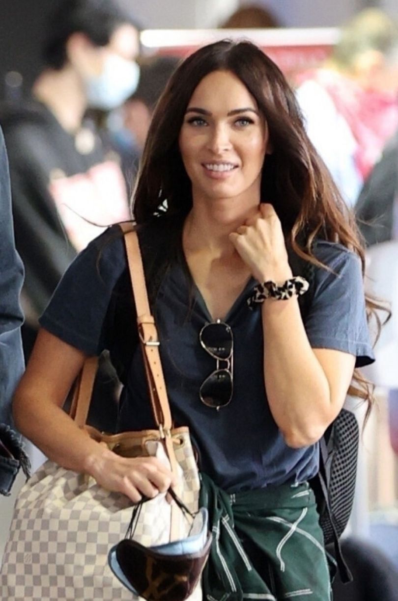 Megan Fox i Machine Gun Kelly przyłapani na lotnisku w Los Angeles