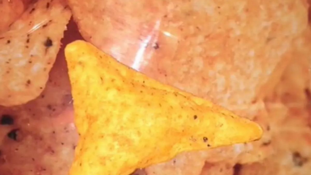 Napompowany chips Doritos