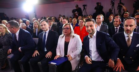 Kempa najhojniejsza. Tak wpłacają na partię Ziobry