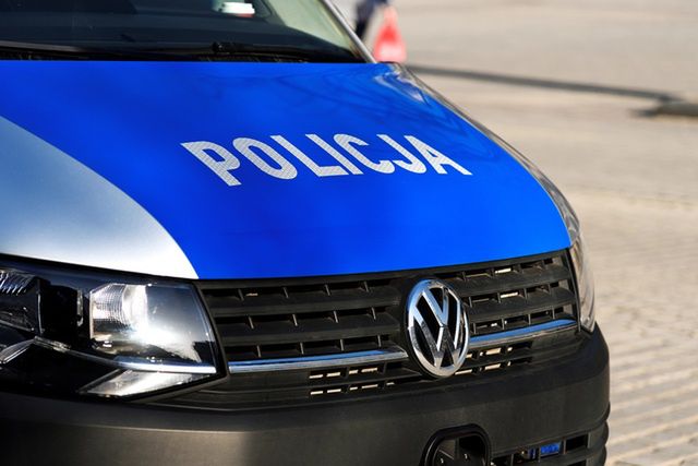87-latek gnał w terenie zabudowanym 99 km/h