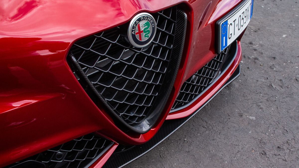 Alfa Romeo Giulia Quadrifoglio Super Sport 2024