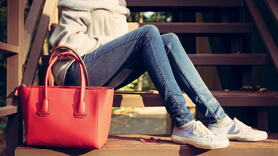 Jest wiele fasonów jeansów, w których będziesz wyglądała o rozmiar szczuplej