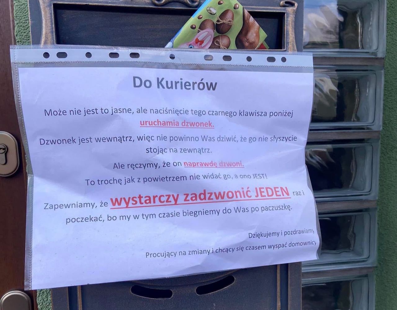 Dosadna wiadomość do kurierów. "Wystarczy zadzwonić jeden raz"