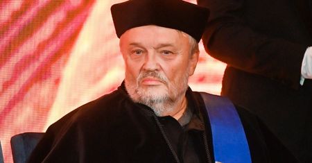 Krzysztof Cugowski ponownie zabrał głos w sprawie emerytury. Jest wyższa niż przed laty. "Z DUMĄ PRAGNĘ OGŁOSIĆ..."
