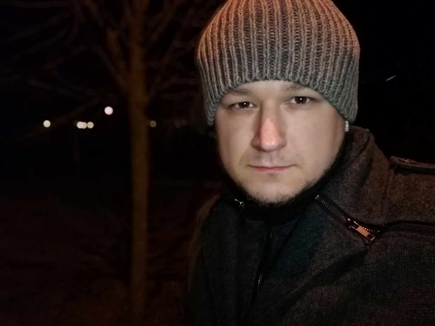 Honor 9 Lite - pierwsze wrażenia. Kosztuje mniej niż 1000 zł, a pod wieloma względami ociera się o górną półkę 25