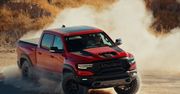 RAM 1500 TRX ma silnik V8, 712 KM i Forda F-150 Raptora na celowniku