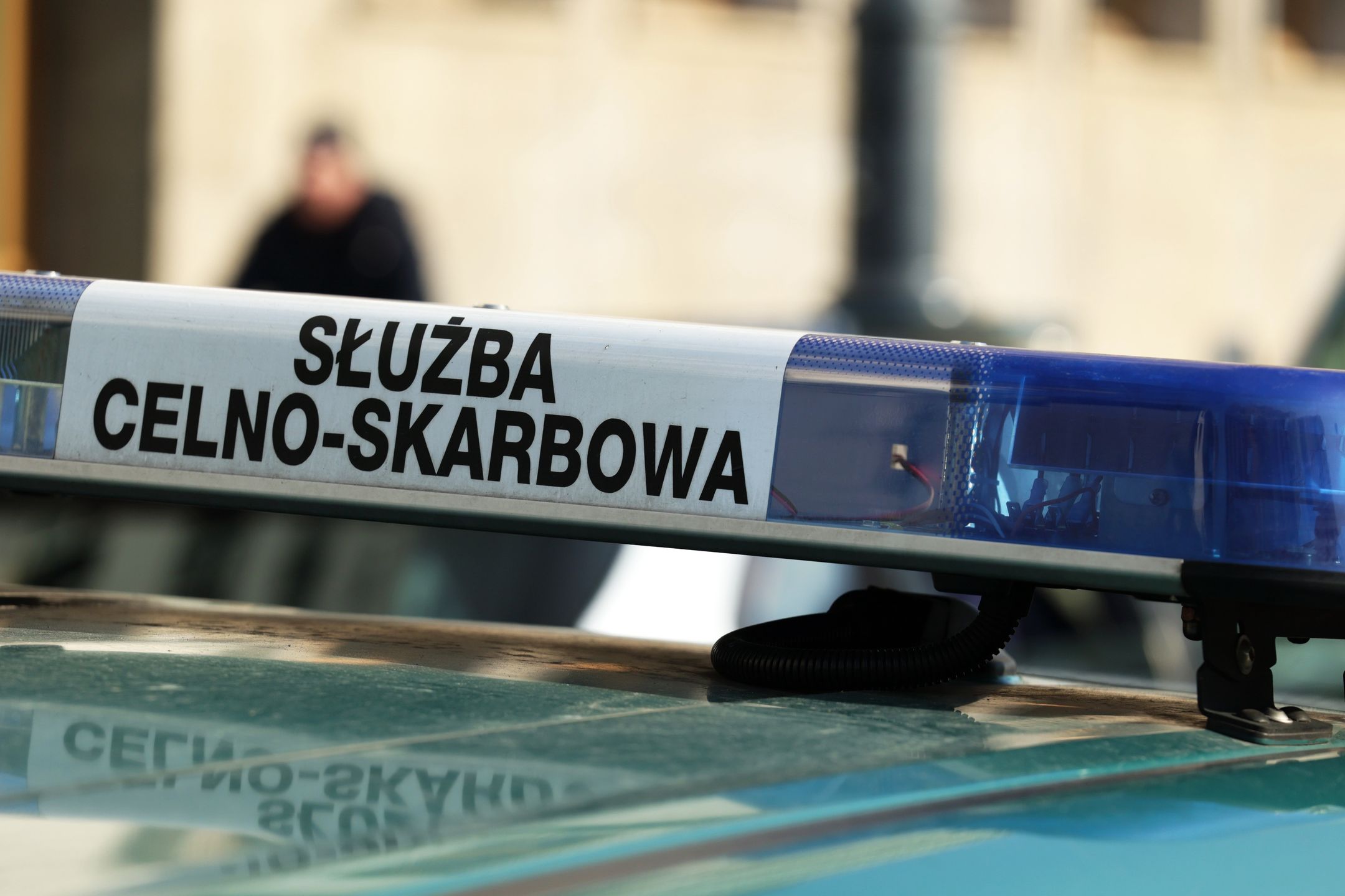 Setki nielegalnych e-papierosów w przesyłkach pocztowych