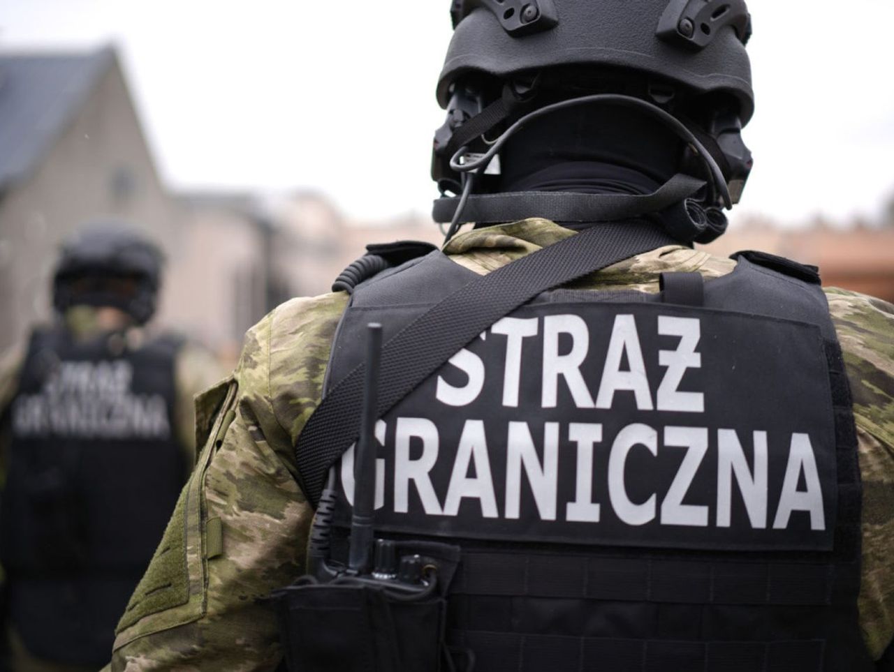Katowice: Zażartował, że ma pistolet w bagażu. Zamiast polecieć na Majorkę dostał mandat i został w Polsce