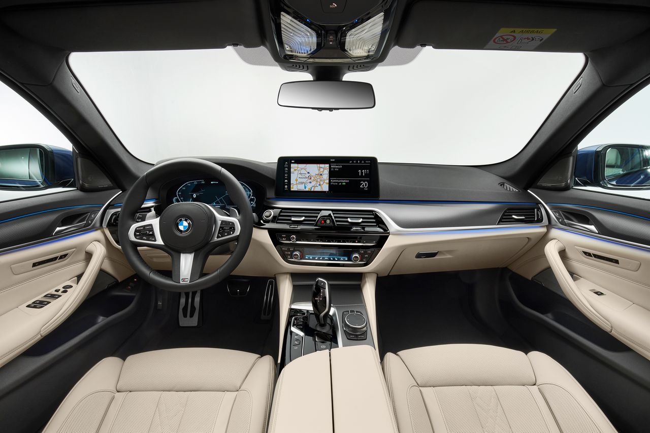 BMW serii 5 - wnętrze