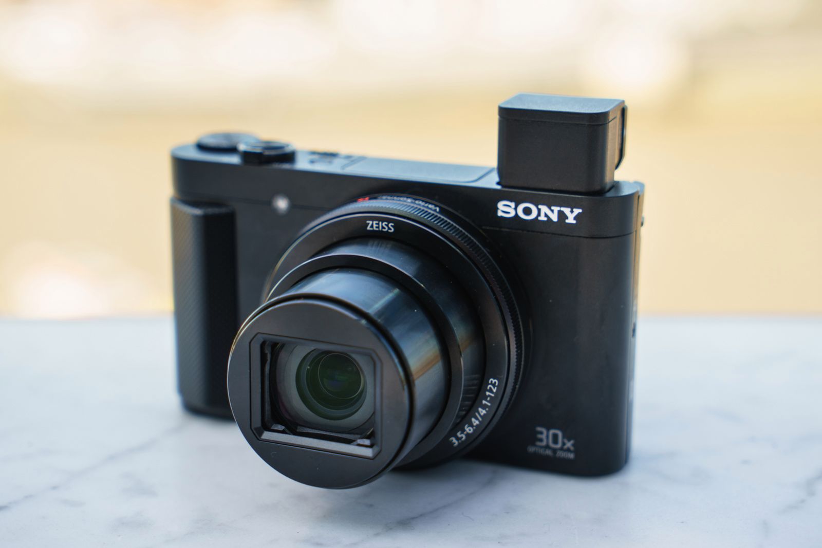 Sony HX90 – pierwsze wrażenia z premiery 8