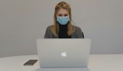 ChatGPT w wersji z radami medycznymi. Ekspertka ostrzega: to pułapka