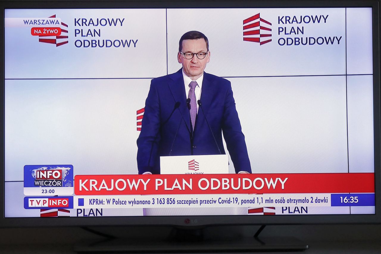 Morawiecki przedstawił w piątek główne założenia KPO.