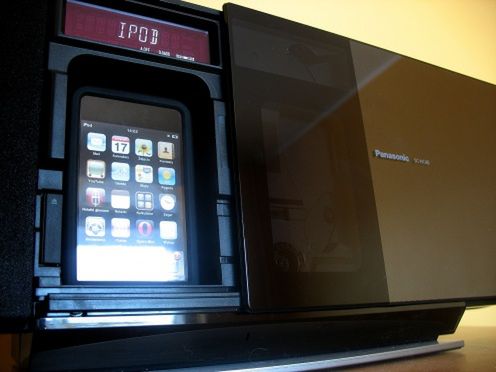 Czy Panasonic SC-HC40 nadaje się dla iPoda?