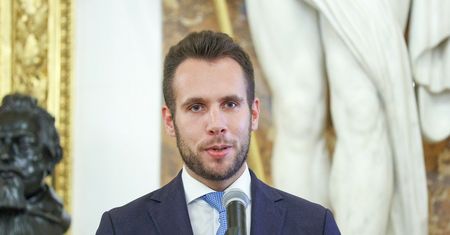 Poseł od Ziobry zaręczony. Wiadomo, kim jest jego wybranka