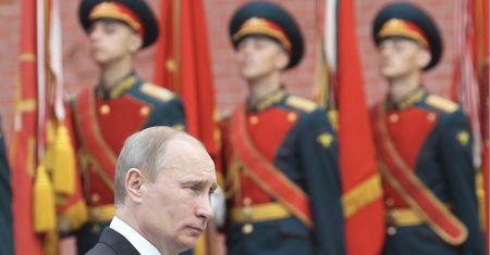 Rosjanie poszli masowo do kin. Na ekranie Putin
