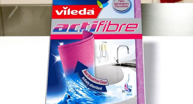Vileda reklamuje Actifibre jako „ściereczkę nowej generacji” (wideo)