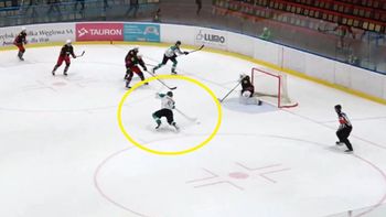 Hokej: JKH GKS Jastrzębie wygrał z Polonią Bytom 2:1 w Karwinie